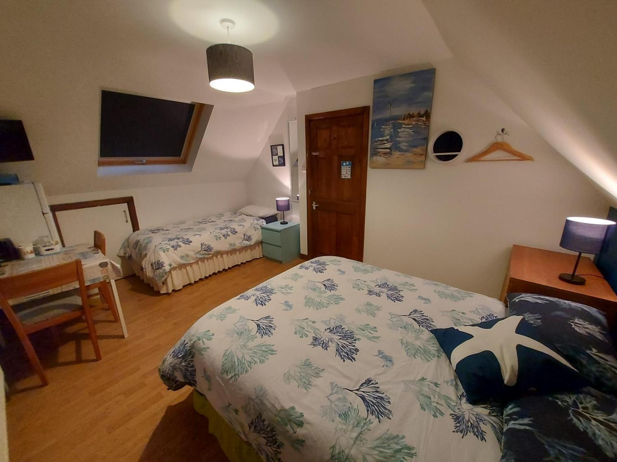 פול Chezzas Homestay מראה חיצוני תמונה